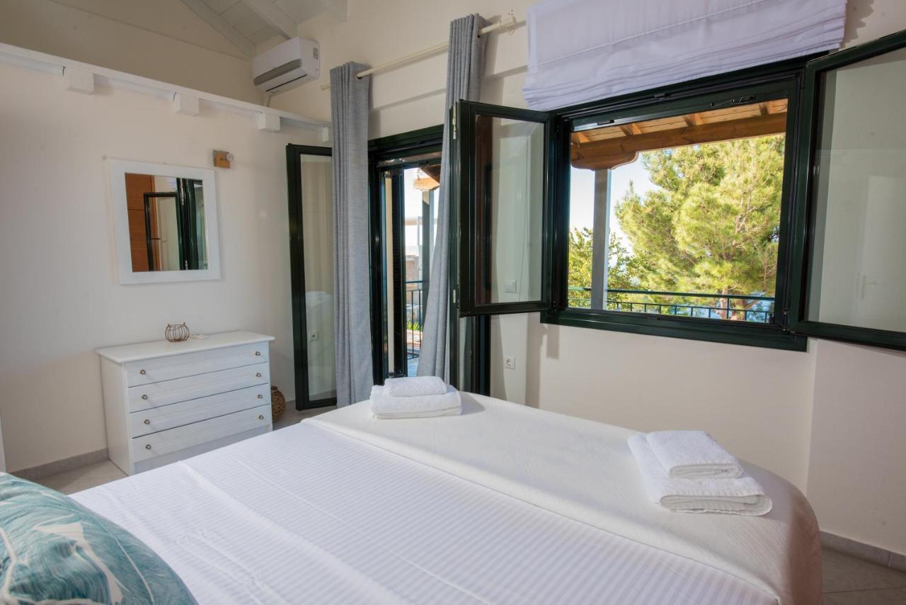 Villa Endless Blue Kalamitsi  Bagian luar foto